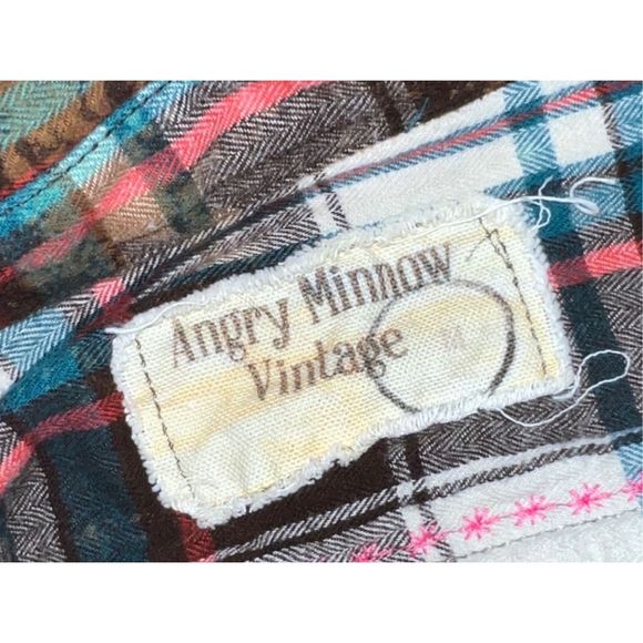 Angry Minnow Frida Kahlo Flannel Button Up - Picture 4 of 6